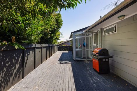Photo of property in 36 Lemnos Place, Titirangi, Auckland, 0604