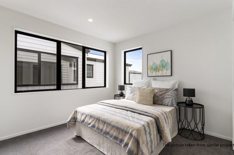 Photo of property in 44 Whare Kauri Road, Papakura, 2110