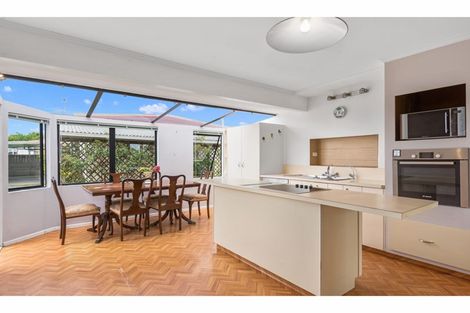 Photo of property in 51 Cargill Street, Papakura, 2110