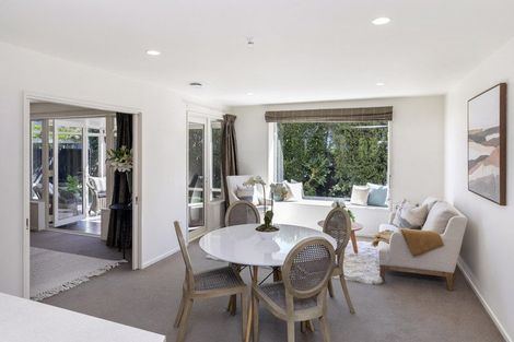 Photo of property in 2/37 Avonhead Road, Avonhead, Christchurch, 8042