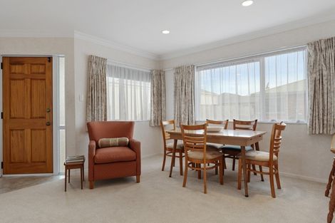 Photo of property in 2/93 Wallace Place, Westown, New Plymouth, 4310