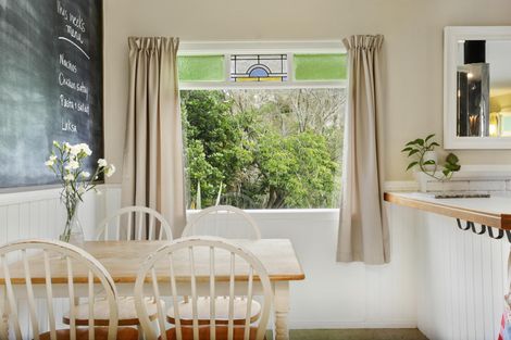 Photo of property in 36 Candia Road, Swanson, Auckland, 0614