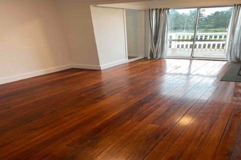 Photo of property in 1072 Great North Road, Point Chevalier, Auckland, 1022