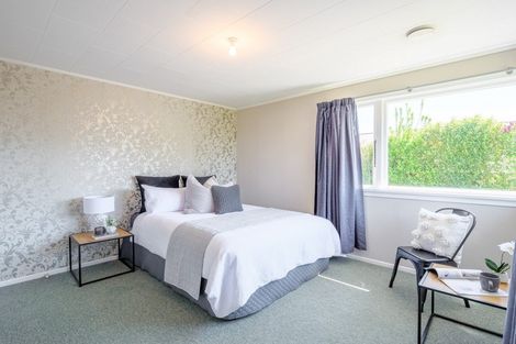 Photo of property in 33 Park Street, Winton, 9720