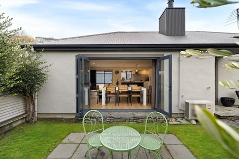 Photo of property in 75 Mcdonnell Road, Arrowtown, 9302