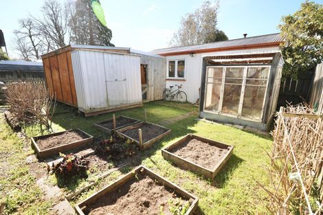 Photo of property in 69 Main North Road, Geraldine, 7930