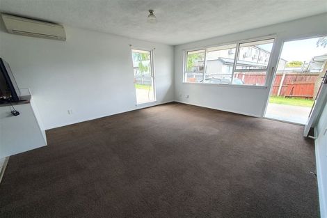Photo of property in 2/15 Elizabeth Street, Riccarton, Christchurch, 8011