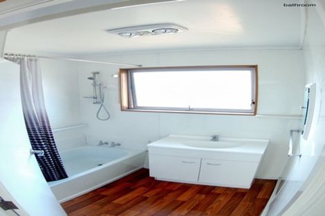 Photo of property in 1/163 View Road, Sunnyvale, Auckland, 0612