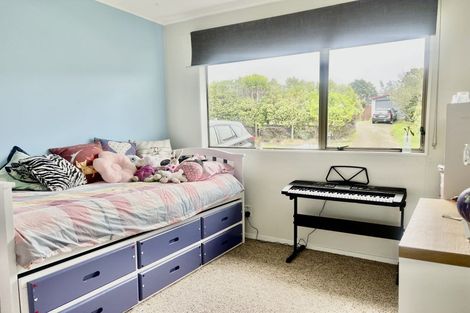 Photo of property in 32 Wisteria Grove, Maungaraki, Lower Hutt, 5010