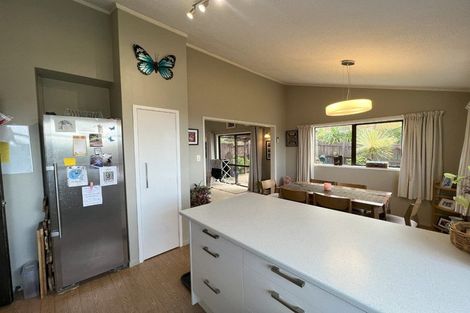 Photo of property in 1/19 Sturm Avenue, Massey, Auckland, 0614