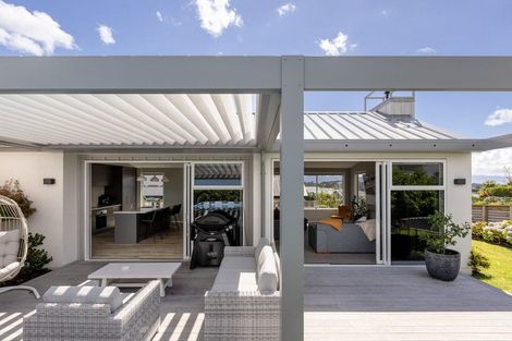 Photo of property in 19 Stingray Drive, Omokoroa, 3114