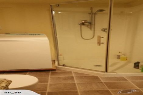 Photo of property in 48 Reeves Road, Pakuranga, Auckland, 2010