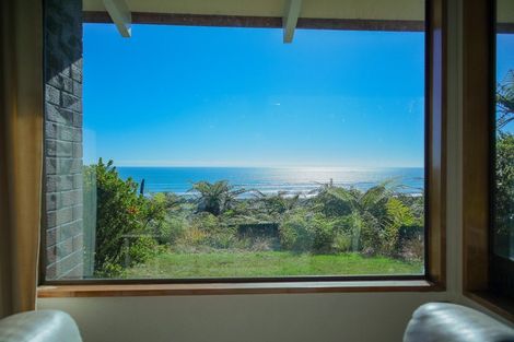 Photo of property in 22 Stanton Crescent, Karoro, Greymouth, 7805