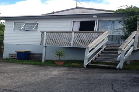 Photo of property in 5 Meadowvale Rise, Titirangi, Auckland, 0604