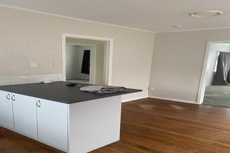 Photo of property in 12 Okareka Place, Pakuranga Heights, Auckland, 2010