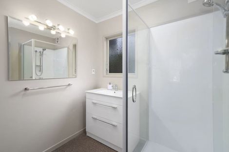 Photo of property in 5 Waihora Street, Taupo, 3330