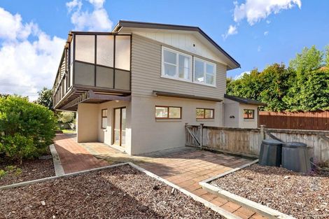 Photo of property in 53 Eskdale Road, Birkdale, Auckland, 0626