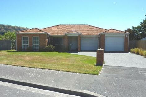 Photo of property in 2 Warner Place, Heathcote Valley, Christchurch, 8022