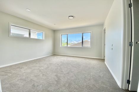 Photo of property in 1 Surrey Street, Manurewa, Auckland, 2102