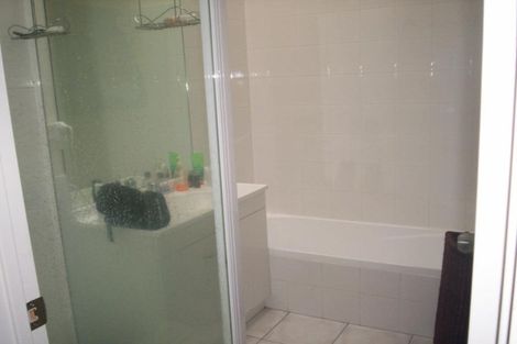 Photo of property in 79g Rangatira Road, Beach Haven, Auckland, 0626