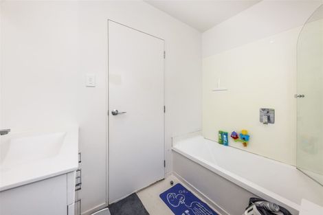 Photo of property in 16 Finlayson Avenue, Clendon Park, Auckland, 2103