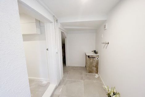 Photo of property in 93a Litten Road, Cockle Bay, Auckland, 2014