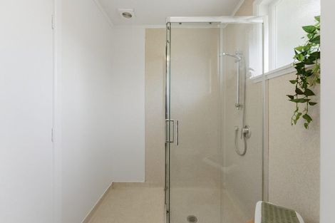 Photo of property in 19 Pukeori Street, Marfell, New Plymouth, 4310