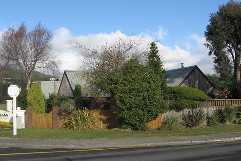 Photo of property in 100 Rimu Road, Raumati Beach, Paraparaumu, 5032