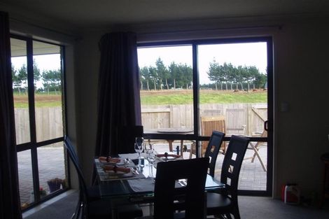 Photo of property in 64 Gibson Place, Papamoa Beach, Papamoa, 3118