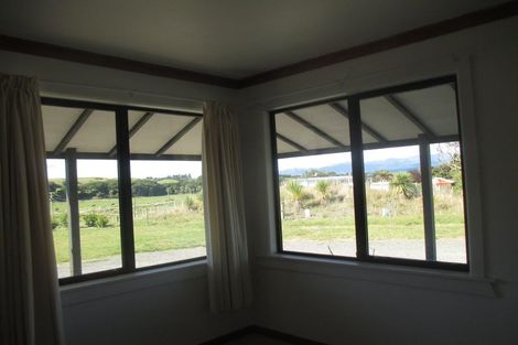 Photo of property in 365 Muhunoa Road West, Ohau, Levin, 5570