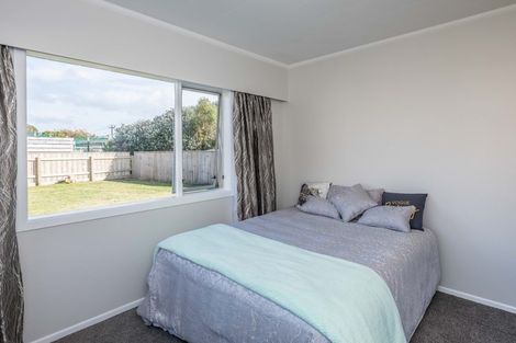 Photo of property in 30a Toru Road, Paraparaumu Beach, Paraparaumu, 5032