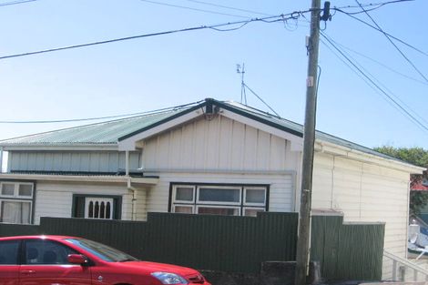 Photo of property in 19 Nairn Street, Mount Cook, Wellington, 6011