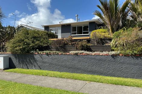 Photo of property in 9 Selwyn Street, Lower Vogeltown, New Plymouth, 4310