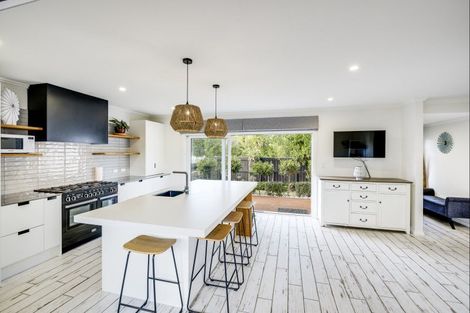 Photo of property in 1 Jervois Road, Jervoistown, Napier, 4112