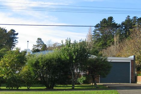 Photo of property in 31 Kamahi Street, Stokes Valley, Lower Hutt, 5019