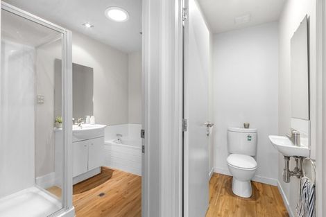 Photo of property in 6 Gresford Street, Edgeware, Christchurch, 8013