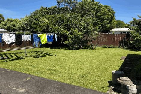 Photo of property in 405 Bucklands Beach Road, Bucklands Beach, Auckland, 2012