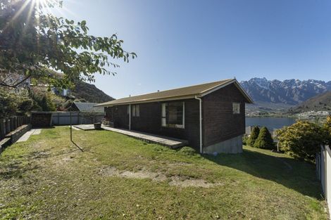 Photo of property in 24 Marina Drive, Frankton, Queenstown, 9300