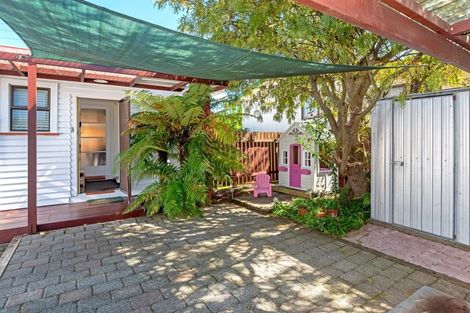 Photo of property in 113 De Lautour Road, Inner Kaiti, Gisborne, 4010