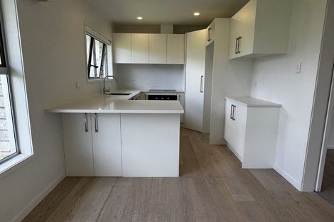 Photo of property in 11 Waitemata Road, Hauraki, Auckland, 0622