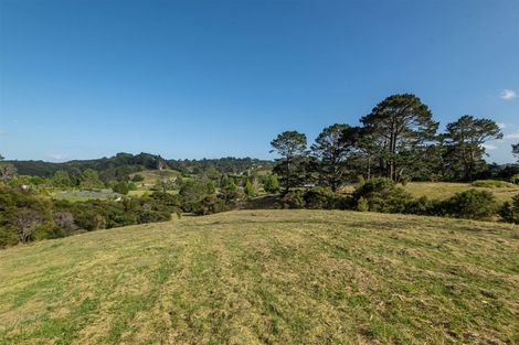 Photo of property in 15 Elmore Road, Paremoremo, Auckland, 0793