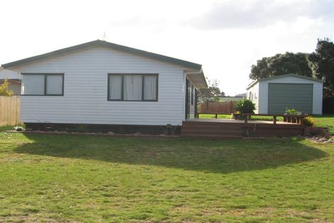 Photo of property in 4 Bagnall Place, Pauanui, Hikuai, 3579