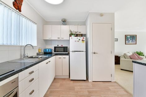 Photo of property in 96c Lakeside Drive, Orewa, 0931