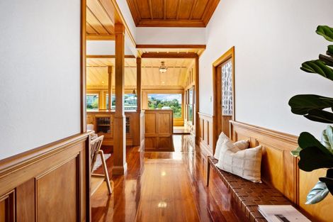 Photo of property in 18 Sealy Road, Bluff Hill, Napier, 4110