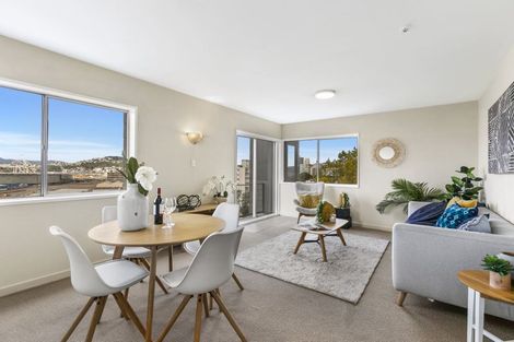 Photo of property in Mansfield Towers, 1 Grant Road, Thorndon, Wellington, 6011