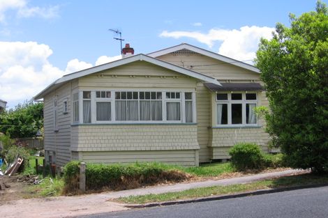 Photo of property in 13 Stanmore Road, Grey Lynn, Auckland, 1021