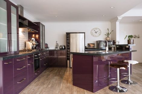 Photo of property in 8 Woodfield Place, Parkvale, Hastings, 4122