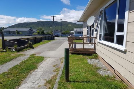 Photo of property in 120 Blake Street, Blaketown, Greymouth, 7805