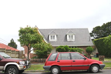 Photo of property in 1 Kakariki Avenue, Mount Eden, Auckland, 1024