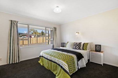 Photo of property in 1/41 Ashdown Place, Pahurehure, Papakura, 2113